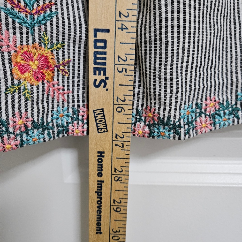 Savanna Jane Peplum Top Womens Small Black White Striped Floral Embroidered Boho - Picture 8 of 9